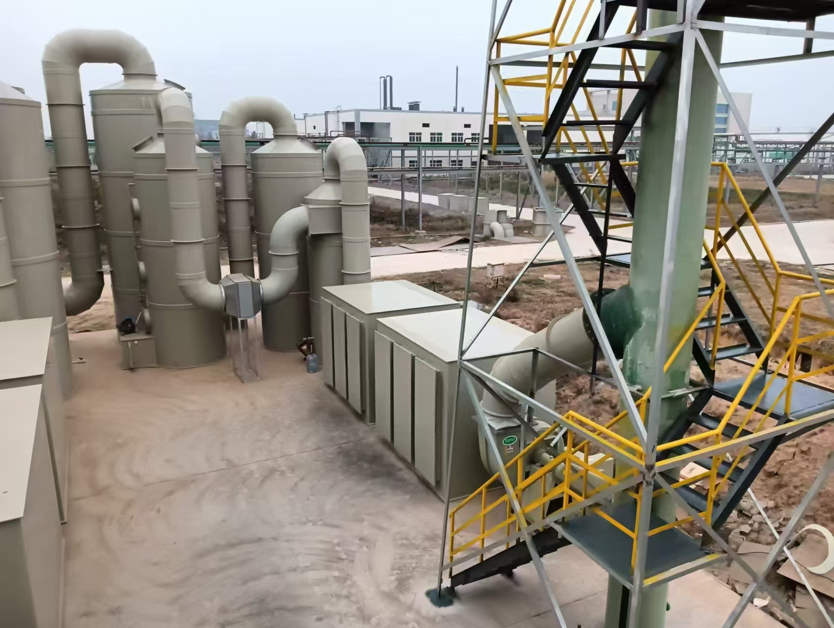 小面積廠房如何安裝大型廢水處理設(shè)備？緊湊型設(shè)計(jì)指南